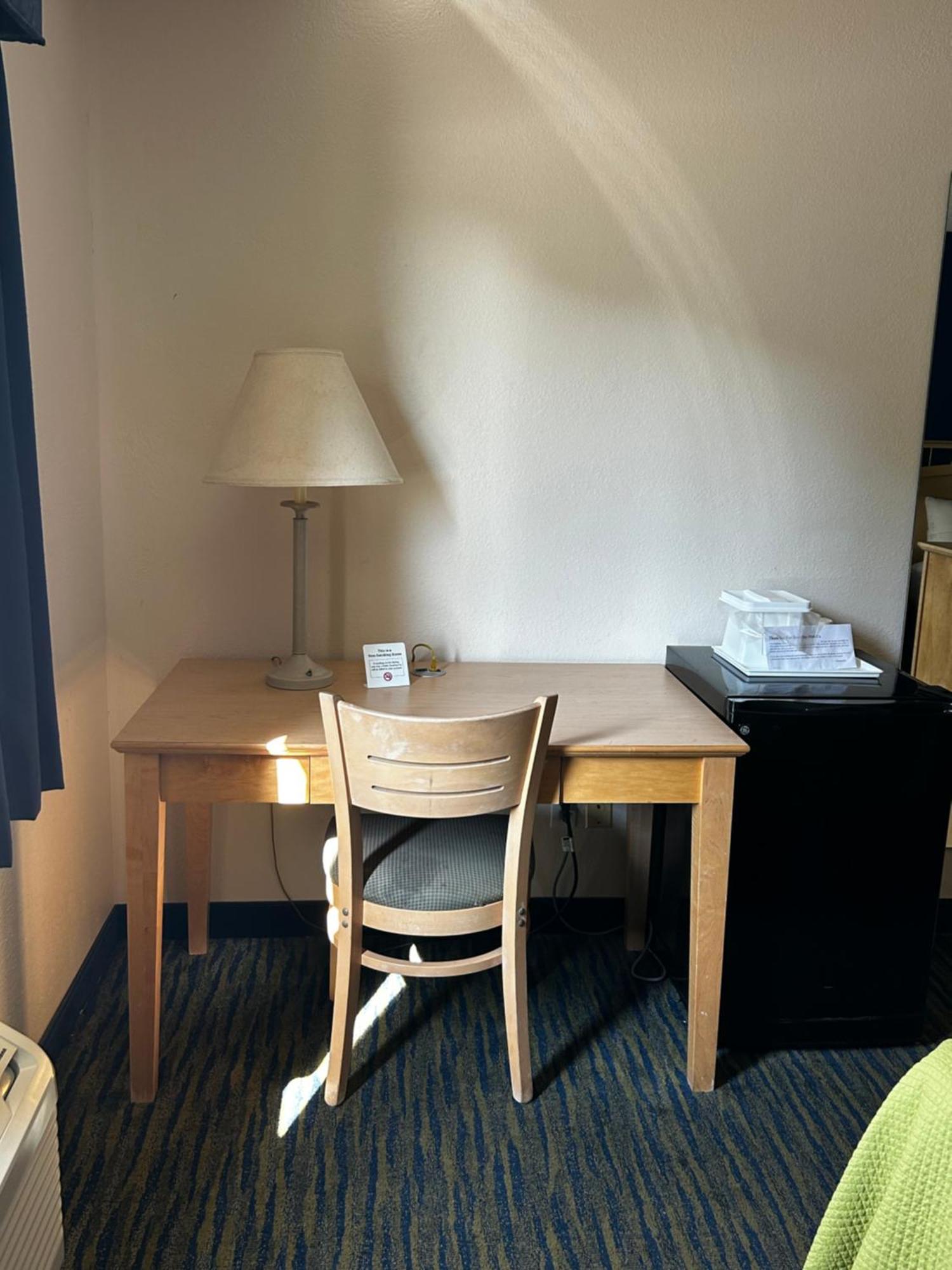 Waverly Ameristay Inn & Suites מראה חיצוני תמונה